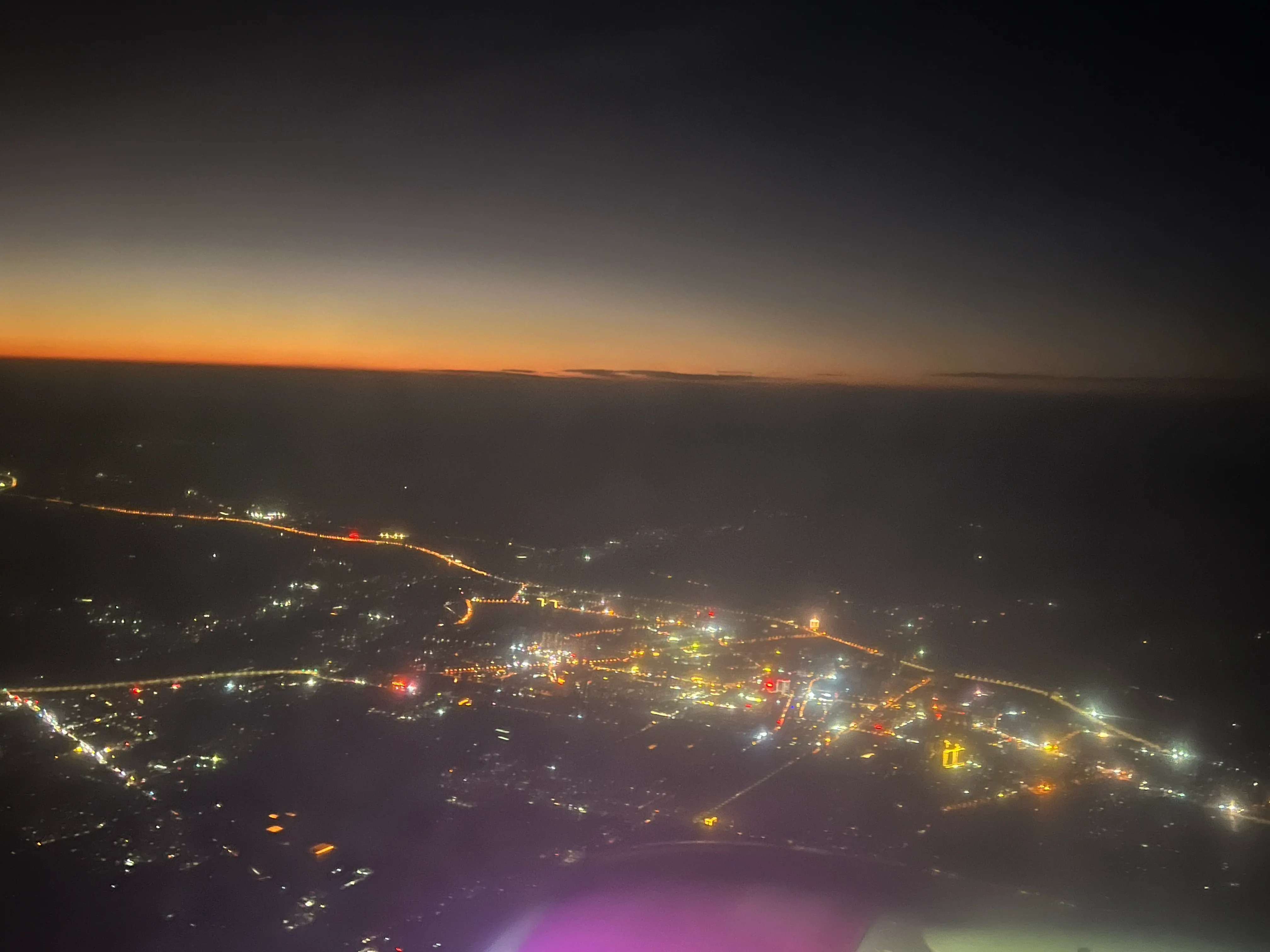 飞机俯瞰云南夜景